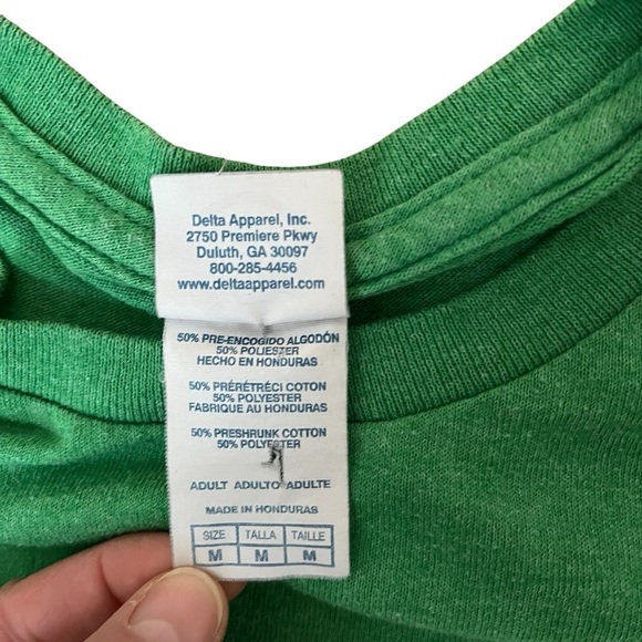 Oregon Ducks Men’s Medium Green Short Sleeve Shirt College Mascot - Picture 3 of 4